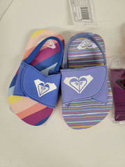 (Mismatched Color): 2 Pair Roxy Kids Pink & Blue Sandals Toddler Size 6