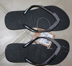 Havaianas Slim Glitter Sandal Black / Dark Gray Size 3-4 Youth