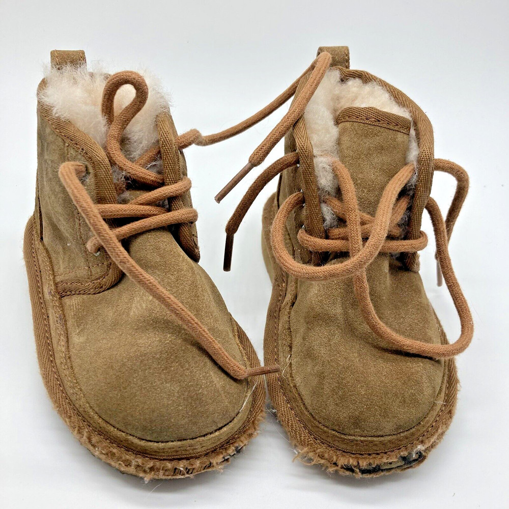 UGG Kids Neumel II Lined Tan Suede Boots 1017320T Sz 7 Boys/Girls