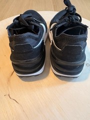 Nike Waffle Size 5