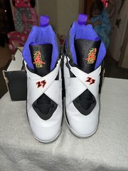NIKE AIR JORDAN 8 RETRO BG „THREE PEAT“ WHITE SZ 6Y-WOMENS SZ 7.5 [305368-142]
