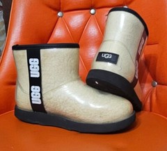 UGG Classic Clear White Mini Faux-Shearling Rain Boots Size 5 Youth Girls