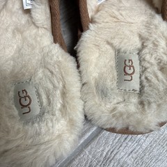 UGG Chestnut Shearling Lined Slides Slippers Kids 6 Women’s 8 Cozy Comfort