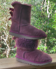 UGG Kids Boots Size 1 Bailey Bow Suede Sheepskin Lining Warm Burgundy