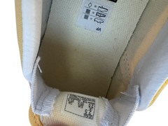 VANS Checkered Yellow & White Slip On Shoe YOUTH Size 2.5