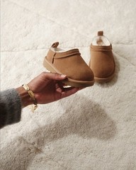 [1174410T-CHE] UGG Australia (Chestnut) Classic Micro Toddler Boots Shoes