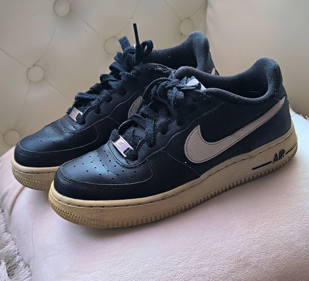 Nike Air Force 1 Low Top Leather Sneaker Black/Gray Unisex Kids 5Y CT7724-001