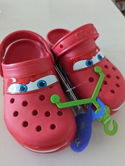 Lightning McQueen Light Up Crocs Kids SZ J1 209381-610 BRAND NEW Rouge Red