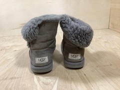 Ugg Australia Boot Bailey Button Gray Kids Ugg Bailey Lined Unknown Size 9″ Long
