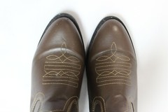 Austin Trading Co Youth Boys size 5 brown and gold cowboy boots