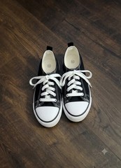 Kids Black & White Canvas Low-Top Sneakers Lace-Up Casual Shoes Pink Accent.