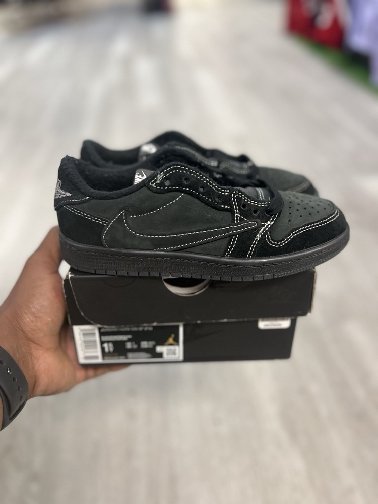 Jordan 1 Retro Low OG SP Travis Scott Black Phantom size 1.5Y pre school kids
