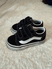 VANS Old Skool V Black White Hook & Loop Unisex Kids Sneaker US Size 5c