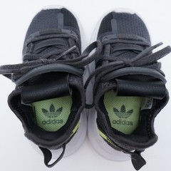 Unisex adidas children’s sports shoes, grey, size US 6K