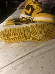 Excellent Condition. Nike Air Jordan 1 Retro OG Yellow Black High Top Sneaker