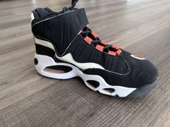 Nike Air Griffey Max 1 Black White Red DZ5280-100 Youth Size 4.5Y Used