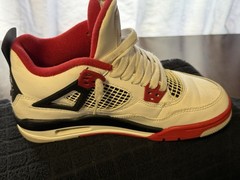 Nike Air Jordan 4 Retro Fire Red 2020 GS Size 5.5Y Women’s Size 7 US 408452-160