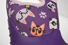 Bogs Boots Kids Size 8 Purple Neo-Classic Kitty Cat Print Insulated Snow