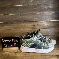 Childrens Big Kids Converse Camo Lightweight Mid Top Shoes Sneakers Size 5 Y GUC