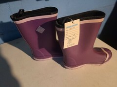 The Original MUCK Boot Co. Rain Boots Kids Girls Size 13 Purple waterproof