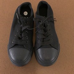 EpicStep Unisex Kids Shoe Size 13 All Black Canvas Low Top Sneakers NWT
