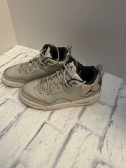 Nike Air Jordan Courtside 23 Size 5Y GS Grey Fog AR1002-002