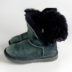 UGG Kids Bailey Button Short Black Suede Sheepskin Boots Y Size 10 (1017400T)