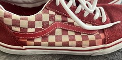 Vans Off the Wall Red Checked Lace-Up Low Top Sneakers Youth Size 6.0Women’s 7.5