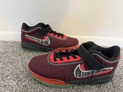 Nike Lebron Kids Size 3Y Pink Diamond Collection XX 20 Night Maroon Sneakers