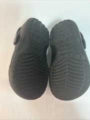 Crocs Classic Clogs Kids Size 6/7 Childrens Black Slip On Rubber Sandals
