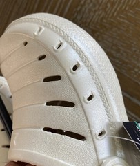 Rugged Shark Swivel Strap EVA Clogs Sandals Pearl White Toddler Unisex Sz 7