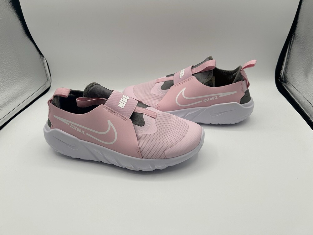 Size 6 (GS) – Nike Flex Runner 2 Low Pink Foam