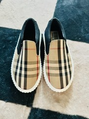 Burberry Plaid Slip-on Sneakers Size EU 28 11c Boys Or Girls