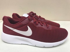 Youth Nike Tanjun Team Red/Vast Grey-White 818381 601 Mismate