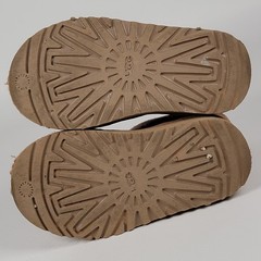 Ugg Boots Mini Bailey Snaps Chestnut Kids Size 9 US 26 EU
