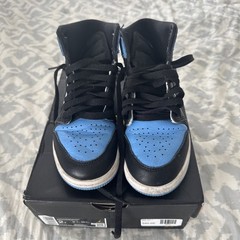 Size 2 (PS) – Jordan 1 High Retro OG UNC Toe 2023