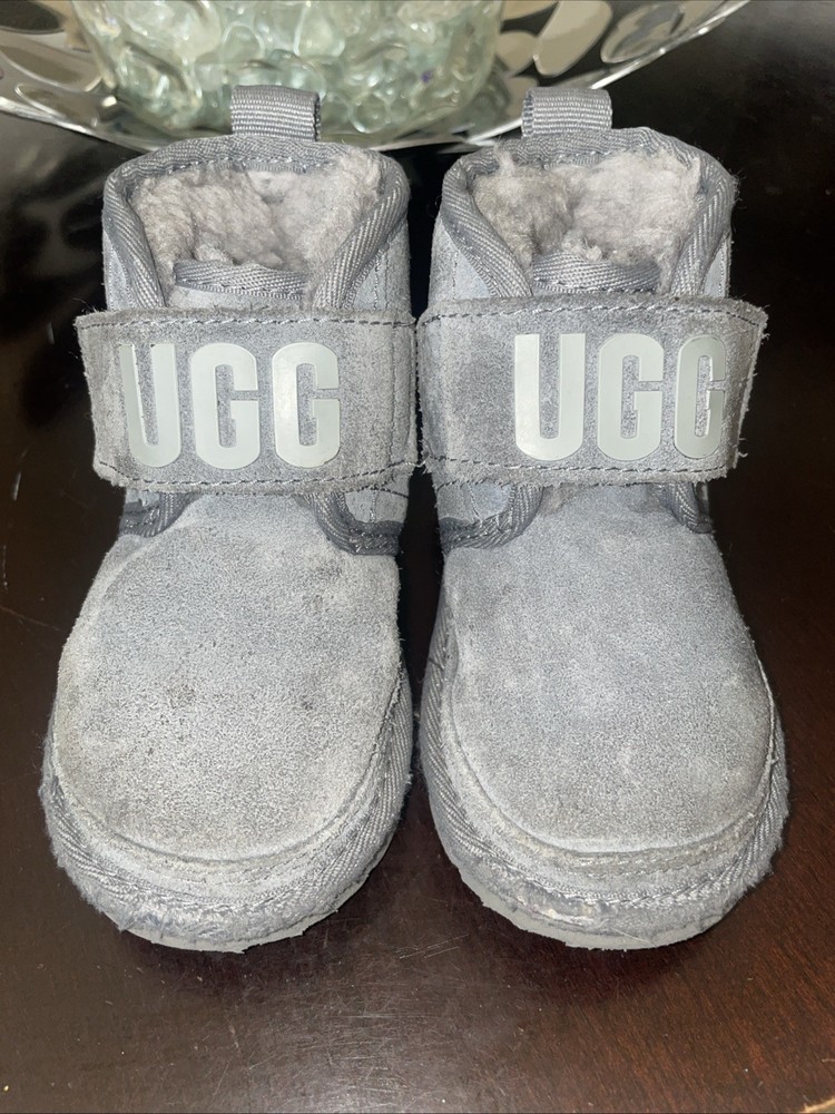UGG Classic 7 Mini Boots Kids Toddler US7 EU23.5, Grey Suede Sherpa Girls Boys