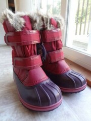 Acton Canada Light Weight Snow Boot, kid 2 (NEW) Free Shipping