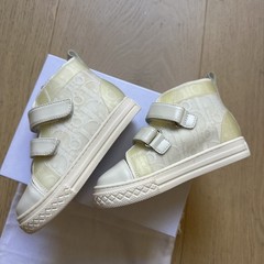100 % Authentic DIOR Shoes for kids UNISEX. Size EU 23 / US 7 White / Multicolor