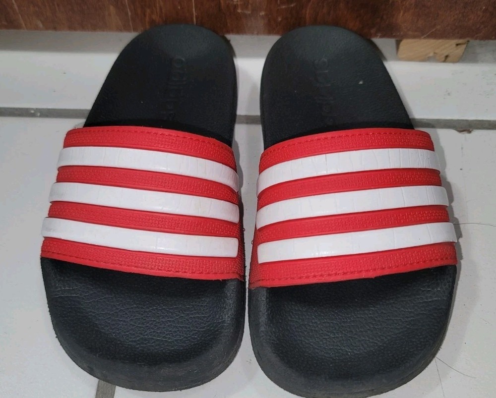 ADIDAS KIDS SANDALS SIZE 11K