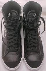 Pre Owned Youth NIKE Blazer Mid 77 Vintage Black And White, 5.5Y