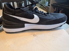 Nike Waffle Size 5