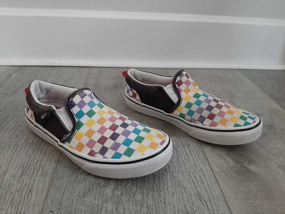 Vans Rainbow Checkered Classic Slip-On Shoes US Missy 4.5