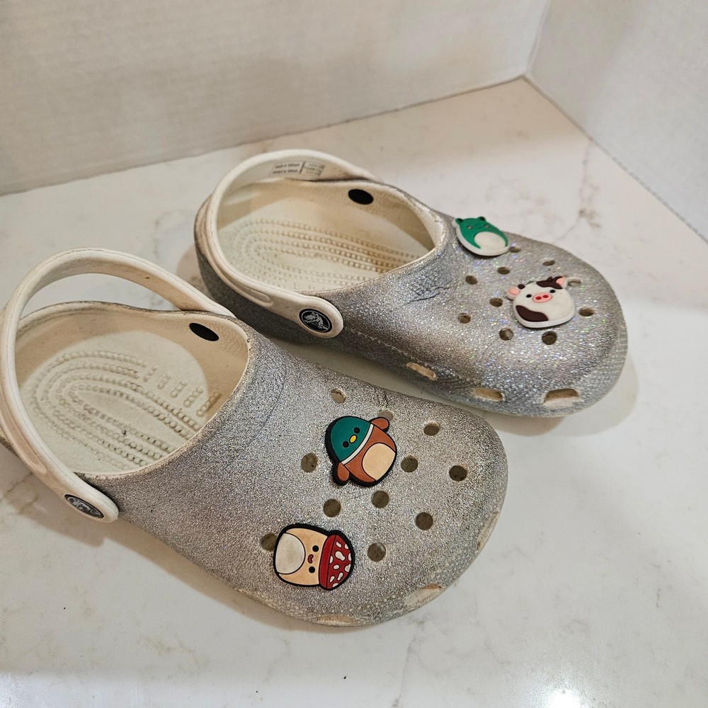 Youth Crocs. Size J 1