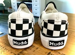 NEW UNISEX MUDD BLACK/WHITE CHECKERED SLIP ON SKATER SHOES SNEAKERS WOMENS SZ 7