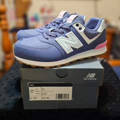 New Balance 574 Kids Blue/White/Pink Lace-Up Low Top Athletic Sneaker 5.5y