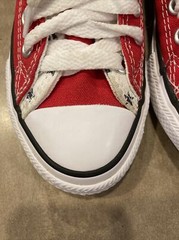 Converse All Star~Classic Low Top Red With Stars Youth Sz 12, EUC!