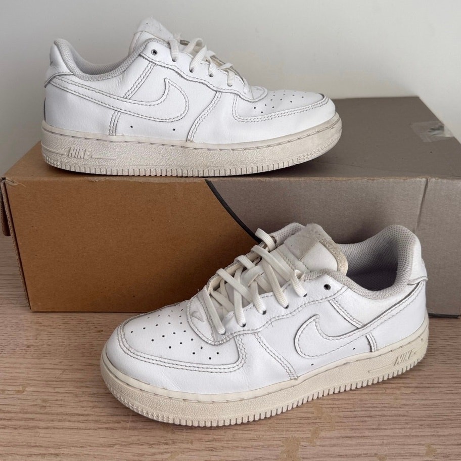 Nike Air Force 1 ‘Triple White’ Kids Sneakers 314193-117- SZ 1 Y