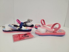 (Mismatched Color): 2 Pair Roxy Kids Pink/Blue Flip Flop Sandals Toddler Size 6