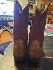 Ariat Boot Kids Unisex Size 10 Brown Square Toe Leather Barn Boot Work Boot